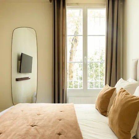 Apartment Spacious - 3br-8p - Moulin Rouge *