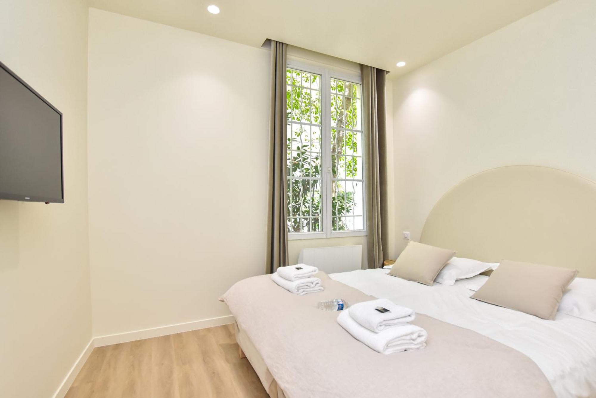 Spacious - 3br-8p - Moulin Rouge Paris